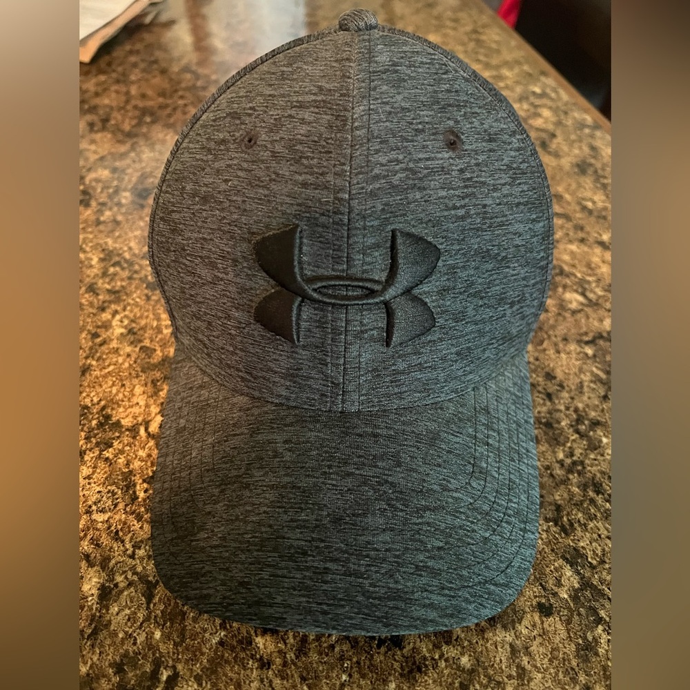Under Armour Charcoal Black Logo Cap